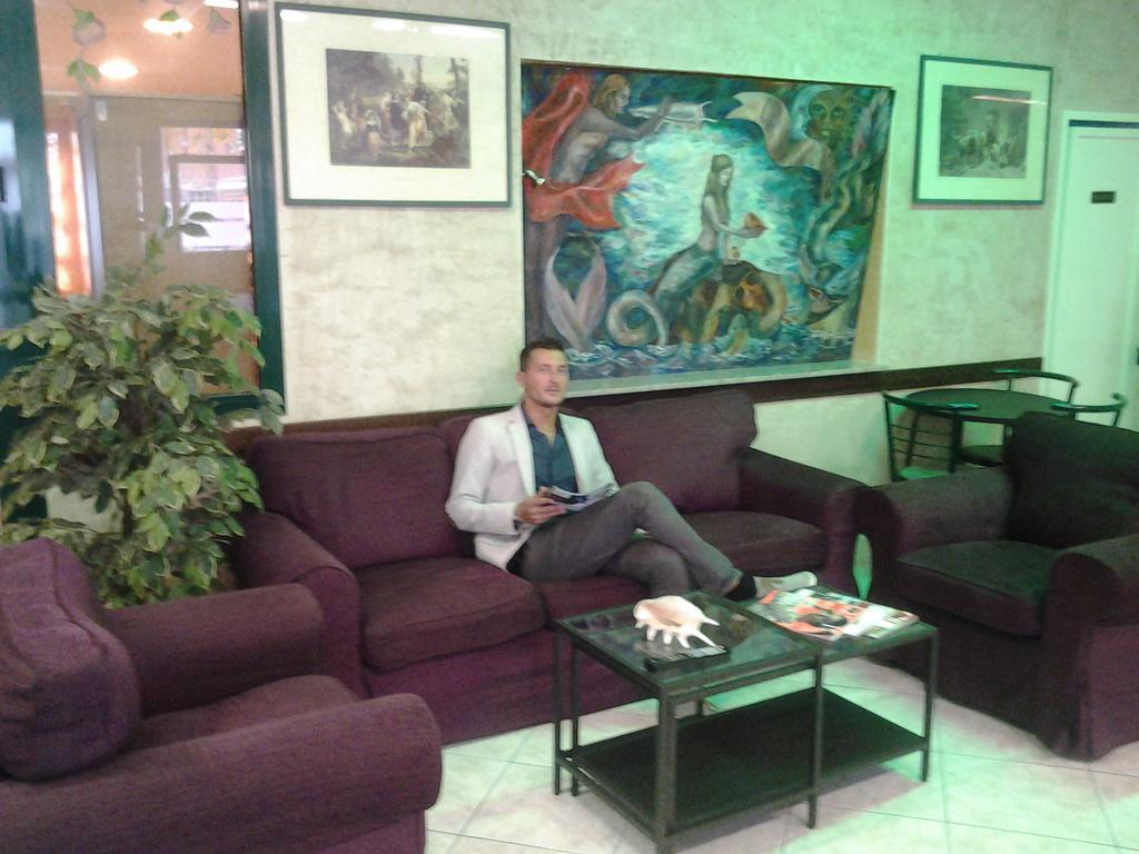 Hotel Lady Susanna Varazze Buitenkant foto